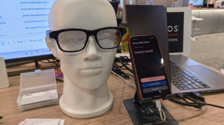 Solos Showcases AirGo V2 Smart Glasses with AI and 16MP Camera at CES 2026