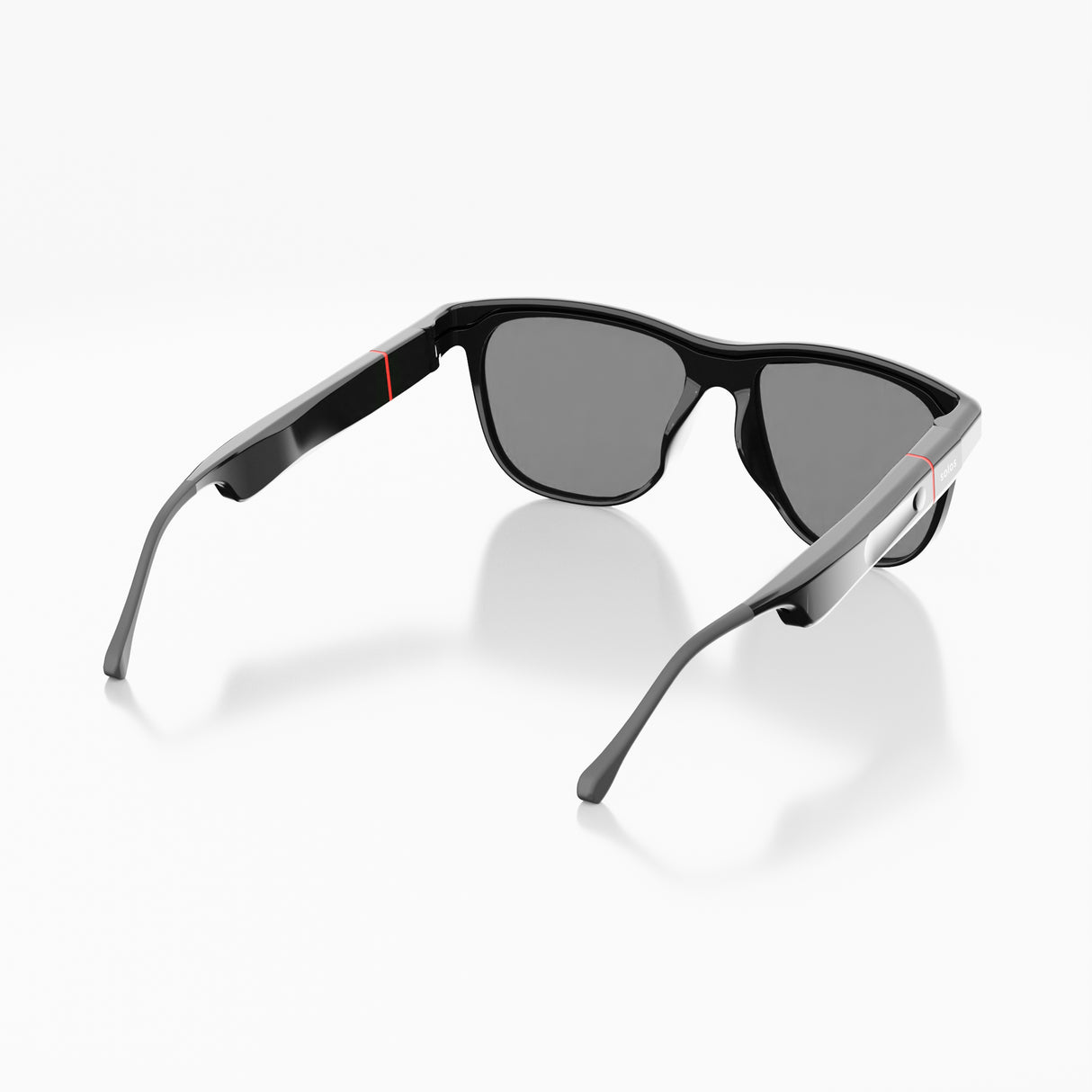 Xeon 5 Smartglasses | solos AirGo™ 3